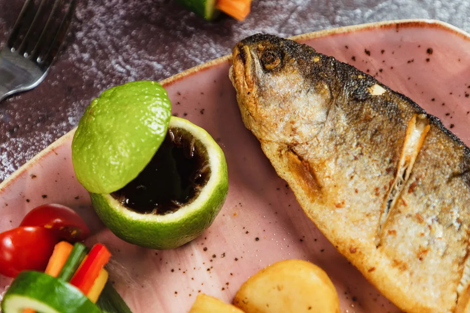 BookNoFees: Piemēra fotoattēls: Grilēta zivs