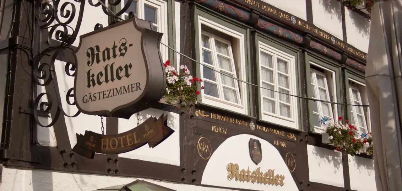 BookNoFees: Restorāns – Ratskeller Arnsberg – Arnsberg – „Ratskeller“ Arnsbergā, foto 1