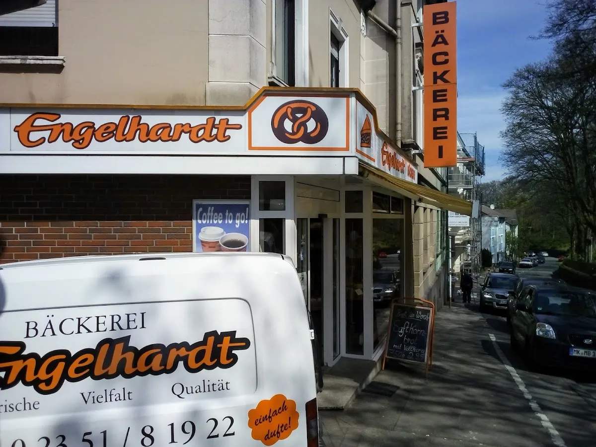 BookNoFees: Restorāns – Bäckerei und Konditorei Thomas Engelhardt – Lüdenscheid – Thomas Engelhardt maizes un konditorejas ceptuve, foto 1