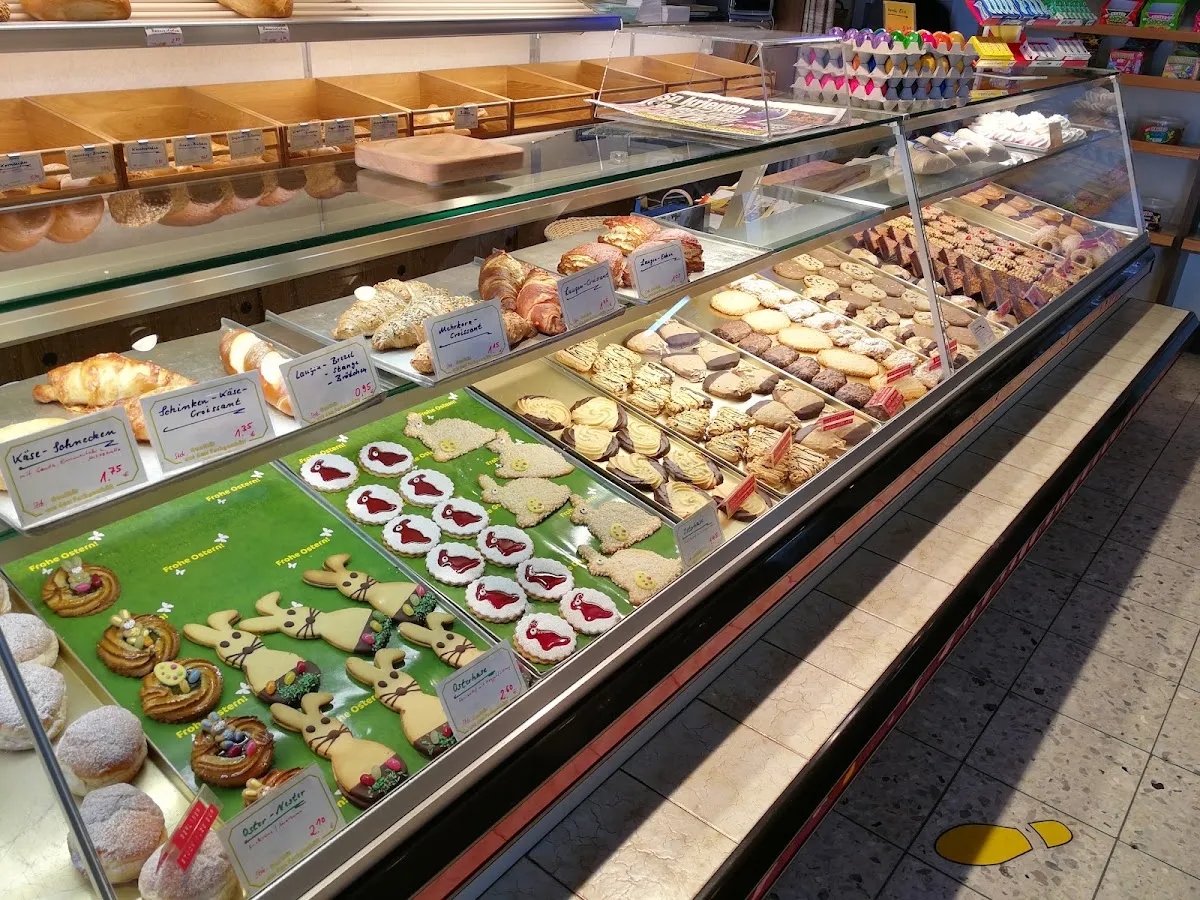 BookNoFees: Maiznīca – Willi's Brotkörbchen – Möhnesee-Körbecke – Willi maizes groziņš, foto 1