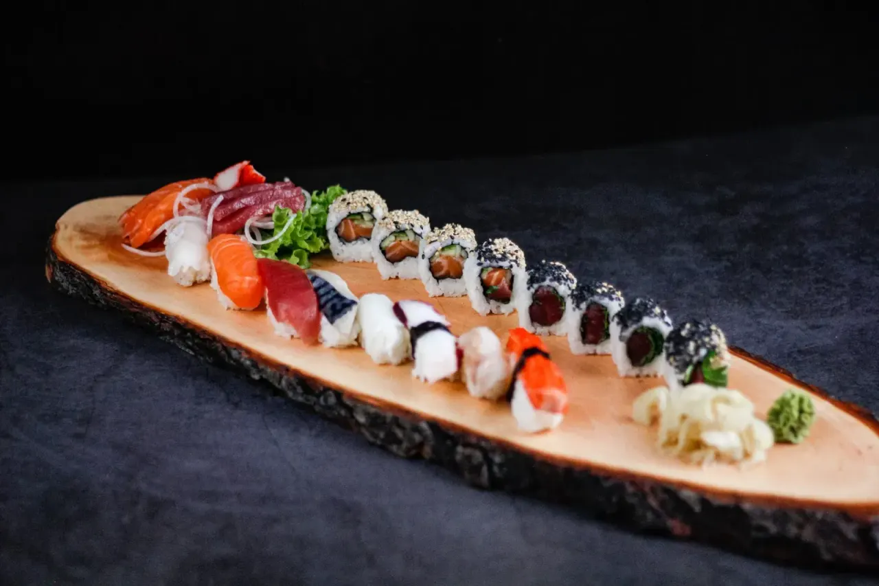 BookNoFees: Restorāns – Hitomi Sushi Bar – Meschede – „Hitomi“ suši bārs, foto 1