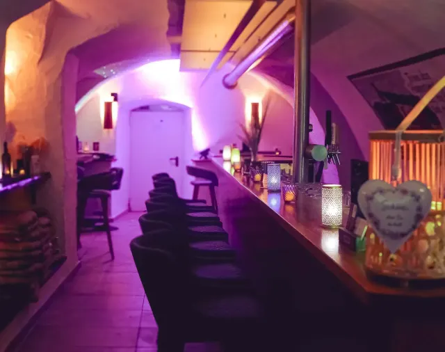 BookNoFees: Restorāns – Drostenkeller – Balve – Drostenkeller, foto 2