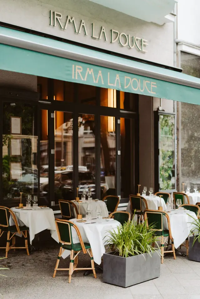 BookNoFees: Restorāns – Irma La Douce – Berlin – „Irma La Douce“, foto 2