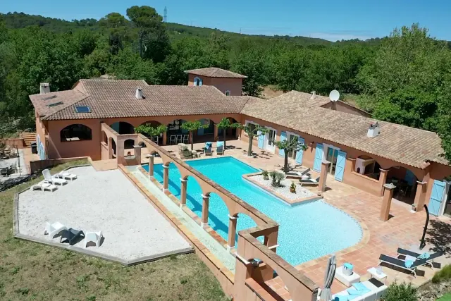 BookNoFees: Les Palmiers – 6 personām ar baseinu + gaisa kondicionieri – TRANS-EN-PROVENCE