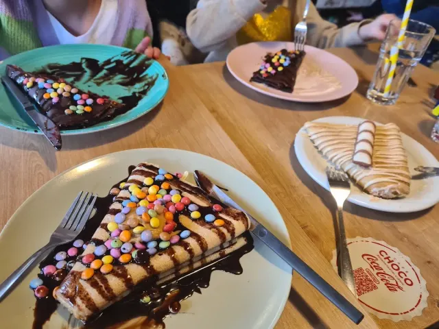 BookNoFees: Kafejnīca – Choco cafe Sopot – Zagreb – „Choco cafe“ Sopotā, foto 3