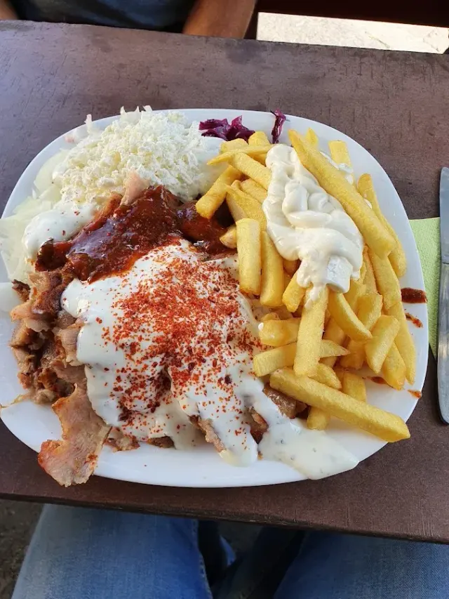 BookNoFees: Restorāns – Abbis Imbiß – Anröchte – „Abbis“ ēstuve, foto 3