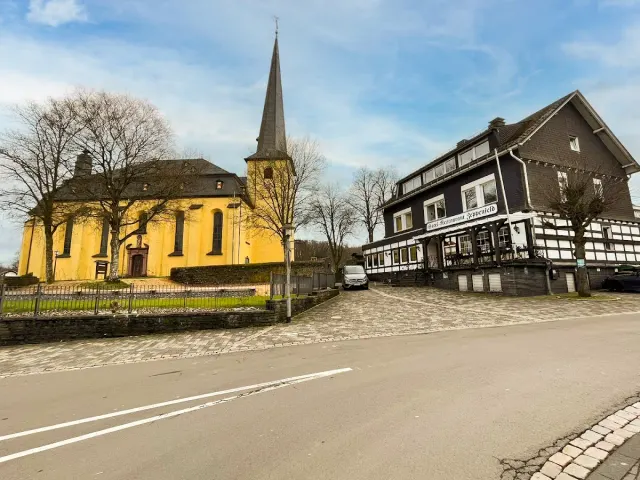 BookNoFees: Restorāns – Hotel Zeppenfeld – Wenden – Viesnīca „Zeppenfeld“, foto 3