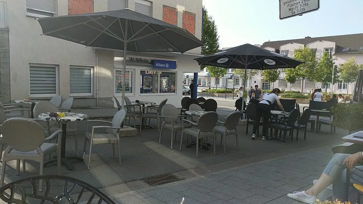 BookNoFees: Restorāns – Eiscafé Cortina – Warstein-Belecke – Kafejnīca „Cortina“, foto 1