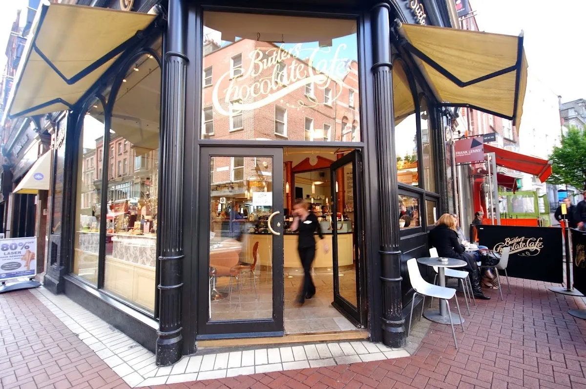 BookNoFees: Kafejnīca – Butlers Chocolate Café – Dublin – „Butlers“ šokolādes kafejnīca, foto 1