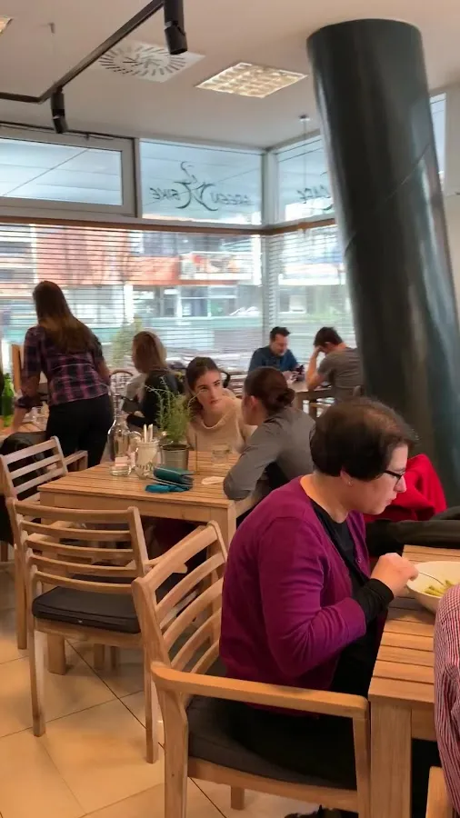 BookNoFees: Restorāns – Green Bike Cafe – Bratislava – „Green Bike Cafe“, foto 3