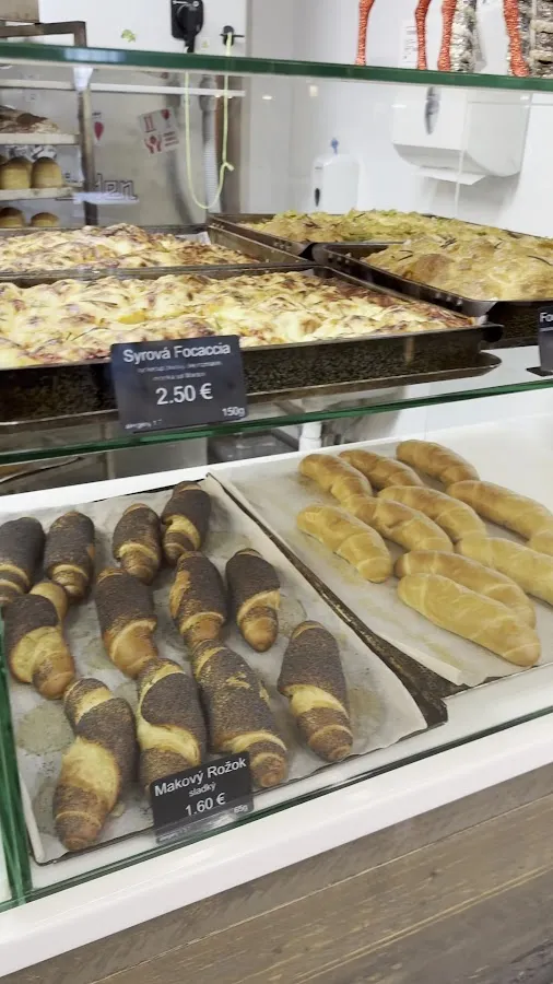 BookNoFees: Maiznīca – Šiškáreň - Pekáreň – Bratislava – Čiekuru ceptuve – Maizes ceptuve, foto 3