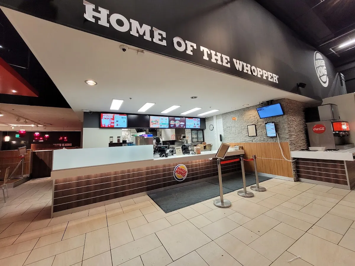 BookNoFees: Uzkodu bārs – Burger King – Helsinki – Burger King, foto 1