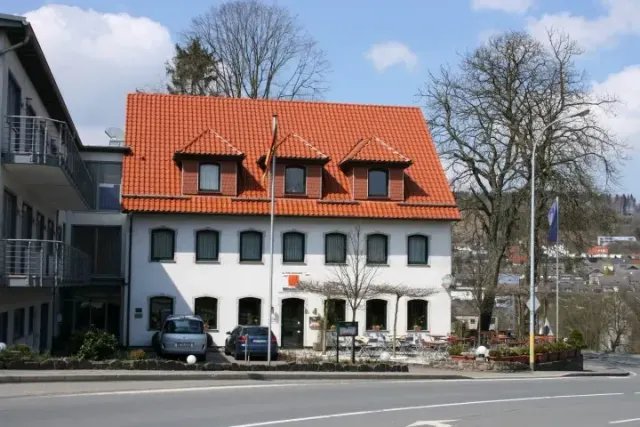 BookNoFees: Restorāns – Hotel-Restaurant Wilhelmshöhe – Neuenrade – Viesnīca-restorāns „Wilhelmshöhe”, foto 2