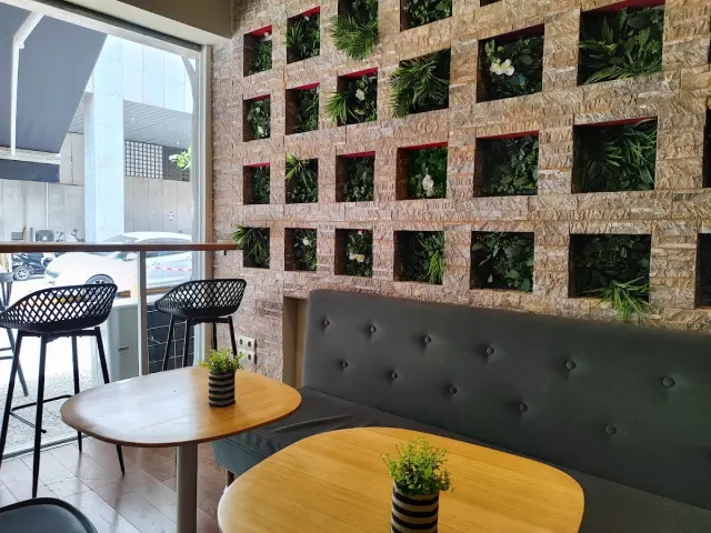 BookNoFees: Kafejnīca – Coffee & Co. – Athens – „Coffee & Co.“, foto 3