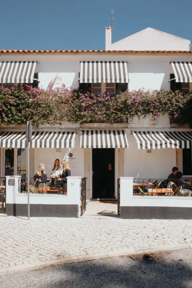 BookNoFees: Restorāns – Confraria Sushi – Lisbon – Suši brālība, foto 2