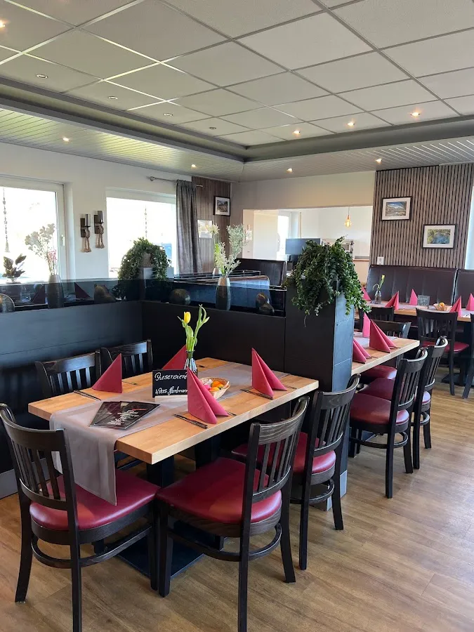 BookNoFees: Restorāns – Restaurant-Café-Pizzeria Goni – Brilon – Restorāns-kafejnīca-pizzerija „Goni“, foto 1