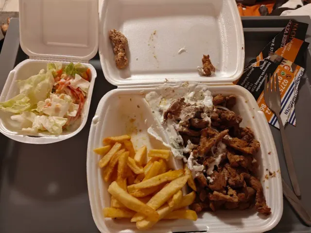 BookNoFees: Restorāns – Restaurant zum Nachtwächter / ZAZA Bistro – Erndtebrück – Restorāns „Zum Nachtwächter“ / „ZAZA Bistro“, foto 3
