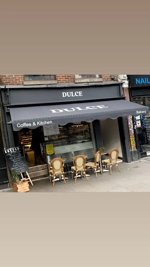 BookNoFees: Kafejnīca – Dulce – London – Salds, foto 1