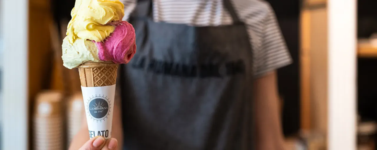 BookNoFees: Saldējums – Gelateria La Romana – Bucharest – Saldējuma veikals „La Romana“, foto 1