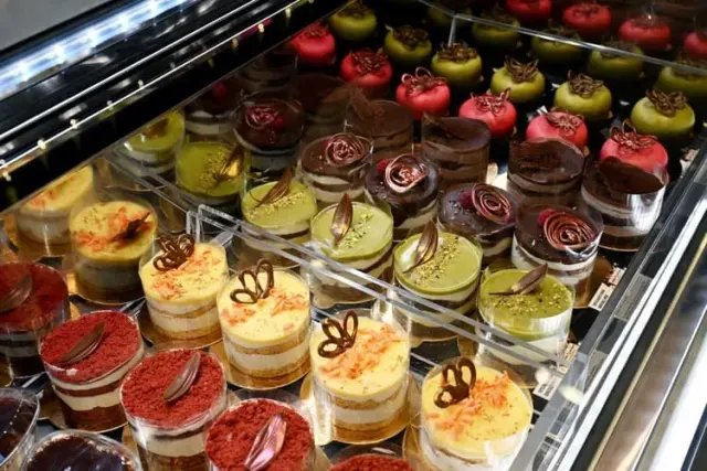 BookNoFees: Saldējums – Amore Gelati – Sofia – Mīlestība un saldējums, foto 3