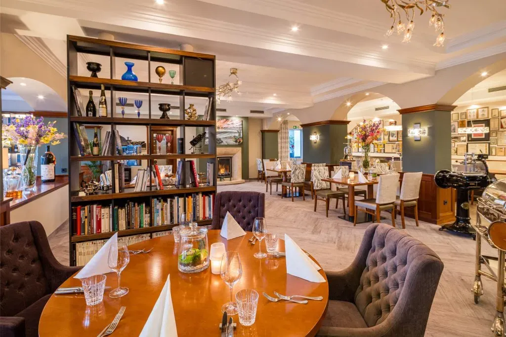 BookNoFees: Restorāns – Restaurant Gartner (Hotel Rech) – Brilon – Restorāns „Gartner“ (viesnīca „Rech“), foto 1
