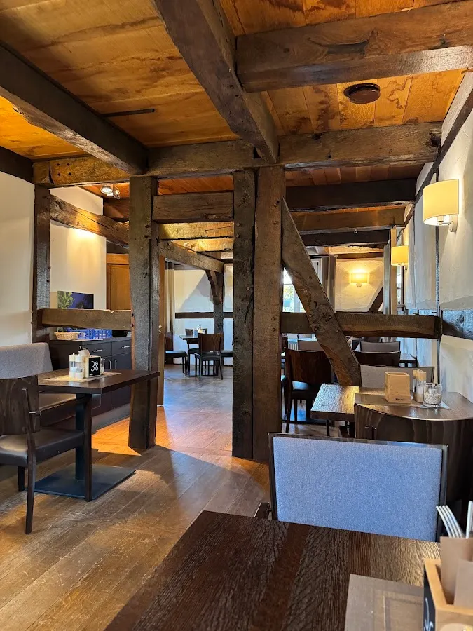 BookNoFees: Restorāns – Alter Kornspeicher – Erwitte – Vecā graudu klēts, foto 1