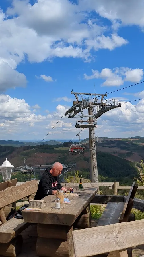 BookNoFees: Restorāns – Bobhaus – Winterberg – Bobhaus, foto 3