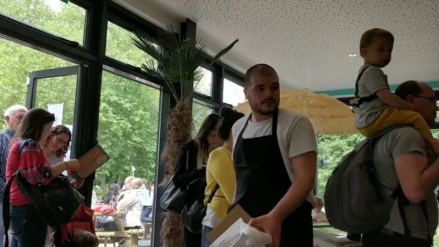 BookNoFees: Kafejnīca – Brown And Green Life – London – Brūnā un zaļā dzīve, foto 3