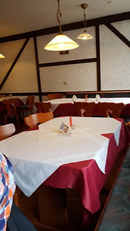 BookNoFees: Donna Lisa Pizzeria, Freudenberg
