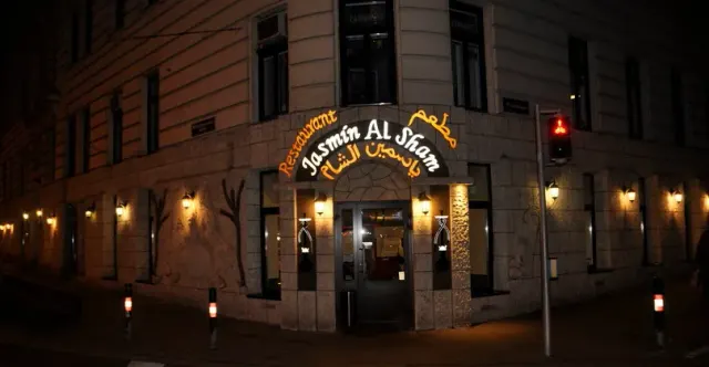 BookNoFees: Restorāns – Jasmin Al Sham – Vienna – Viltus jasmīns, foto 3