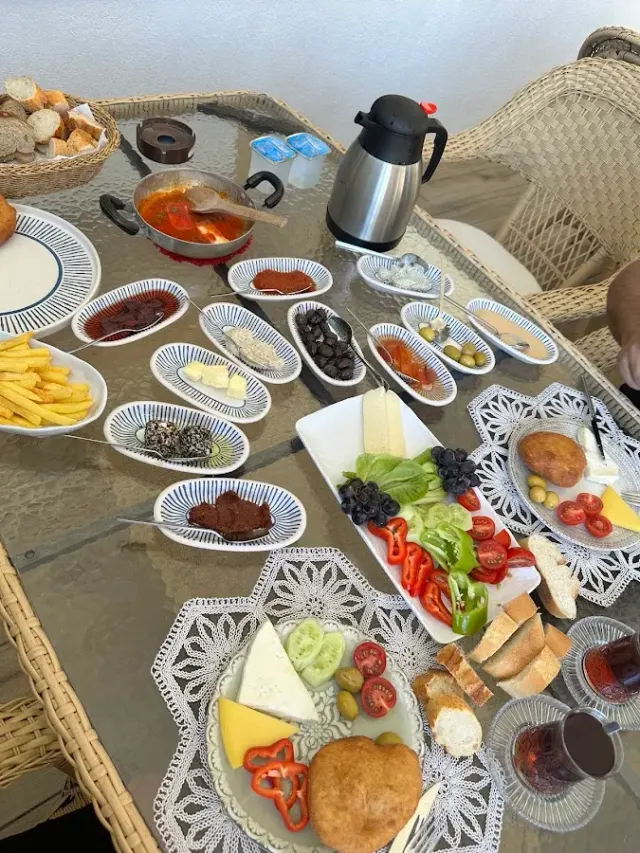 BookNoFees: Restorāns – Doğa Cafe Restaurant - Alev Hanım'ın Mutfağı – Istanbul – „Doğa Cafe Restaurant“ – Alevas kundzes virtuve, foto 2