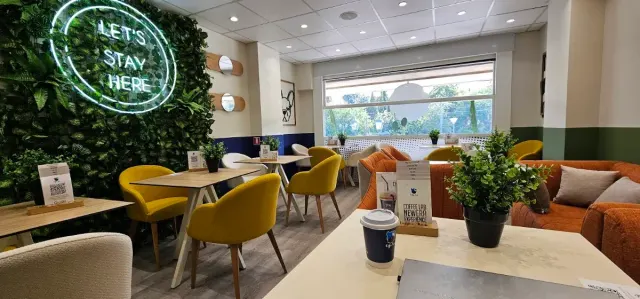BookNoFees: Coffee Lab, Athens