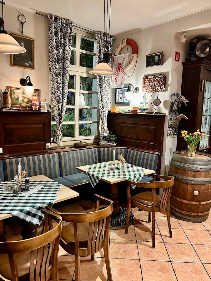 BookNoFees: Restorāns – Brauhaus Drei Linden – Lünen – Alus darītava „Drei Linden“, foto 1