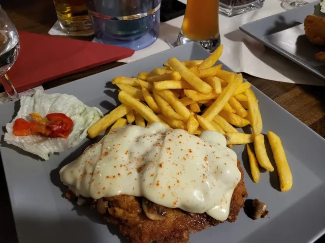 BookNoFees: Restorāns – Holthauser Grillstuben – Plettenberg – „Holthauser“ grila restorāni, foto 3