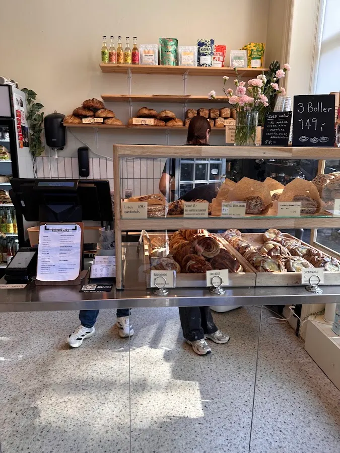 BookNoFees: Kafejnīca – Håndbakt – Oslo – Ar rokām cepts, foto 1