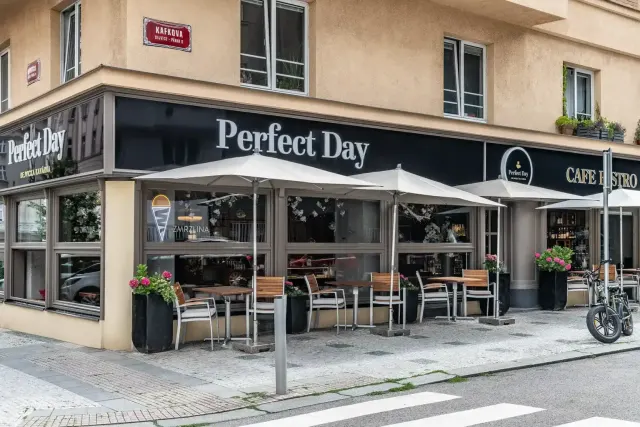 BookNoFees: Kafejnīca – Cafe Perfect Day – Prague – Kafejnīca „Perfect Day“, foto 2