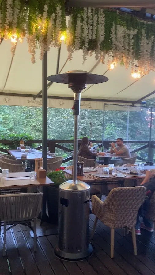 BookNoFees: Restorāns – Batoni Restaurant – Bratislava – Restorāns „Batoni“, foto 3