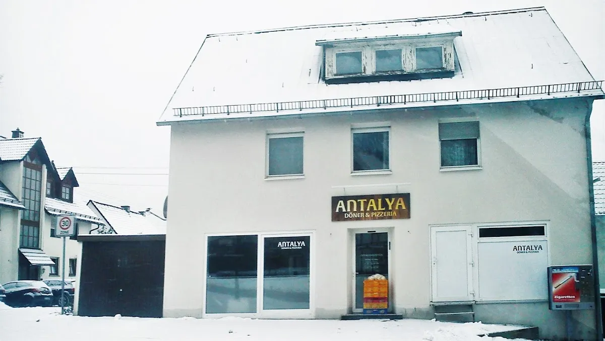 BookNoFees: Restorāns – Antalya Döner Pizzeria Ali – Wenden – Antālijas Döner picērija „Ali“, foto 1