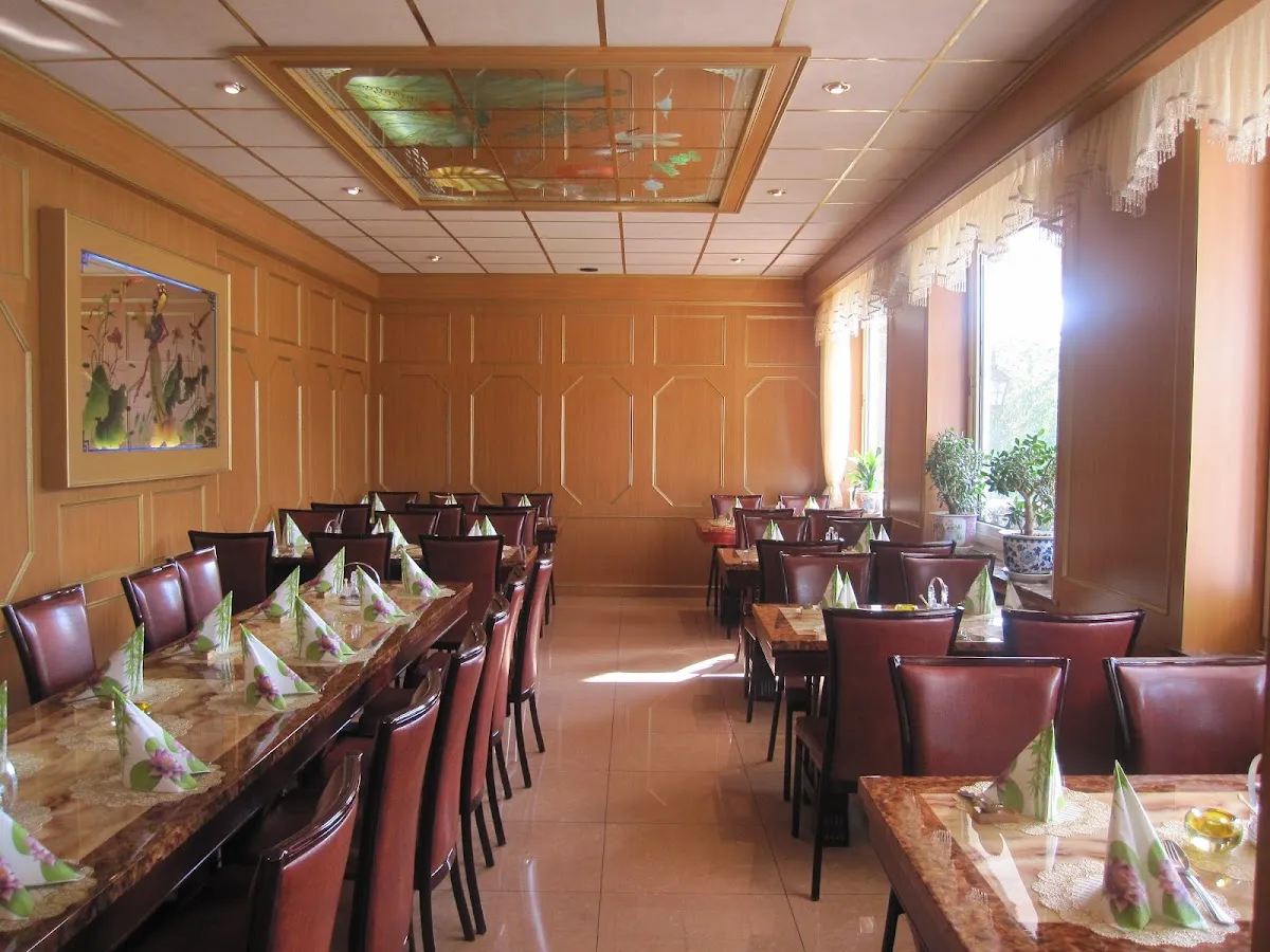 BookNoFees: Restorāns – China Restaurant Reich der Mitte – Bad Berleburg – Ķīnas restorāns „Reich der Mitte“, foto 1