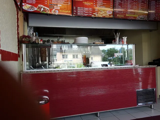 BookNoFees: Restorāns – Istanbul Döner – Freudenberg – Stambulas döner, foto 3