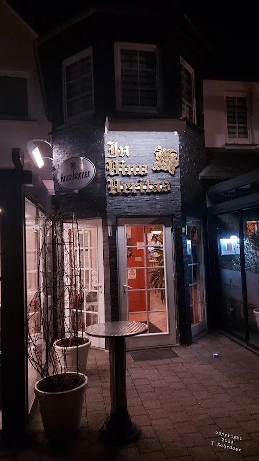 BookNoFees: In Vino Veritas, Finnentrop