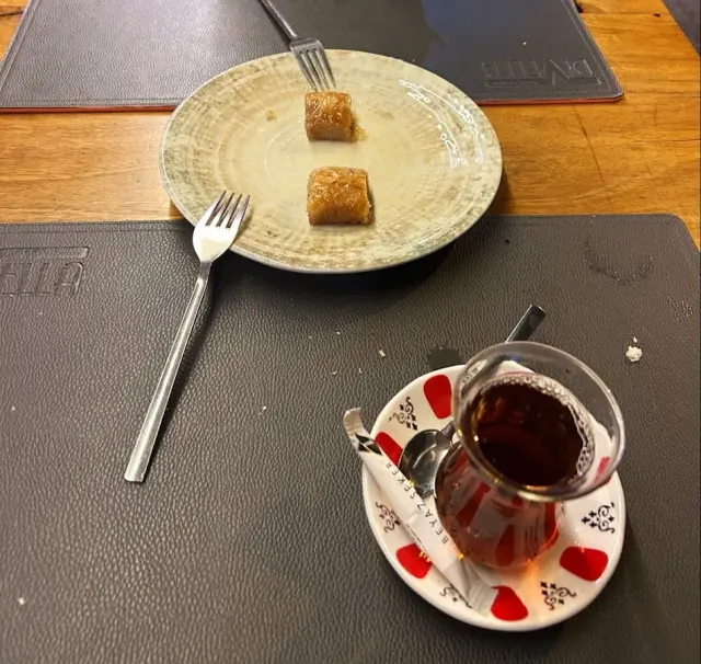 BookNoFees: Restorāns – Divella Bistro Restaurant – Istanbul – Restorāns „Divella Bistro“, foto 2