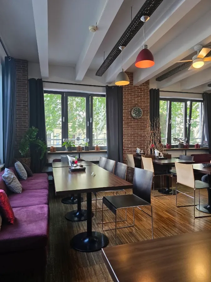 BookNoFees: Restorāns – TOTO La Pergola – Bratislava – TOTO „La Pergola“, foto 1