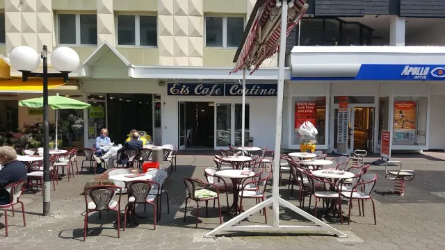 BookNoFees: Restorāns – Eiscafé Cortina – Meschede – Kafejnīca „Cortina“, foto 3