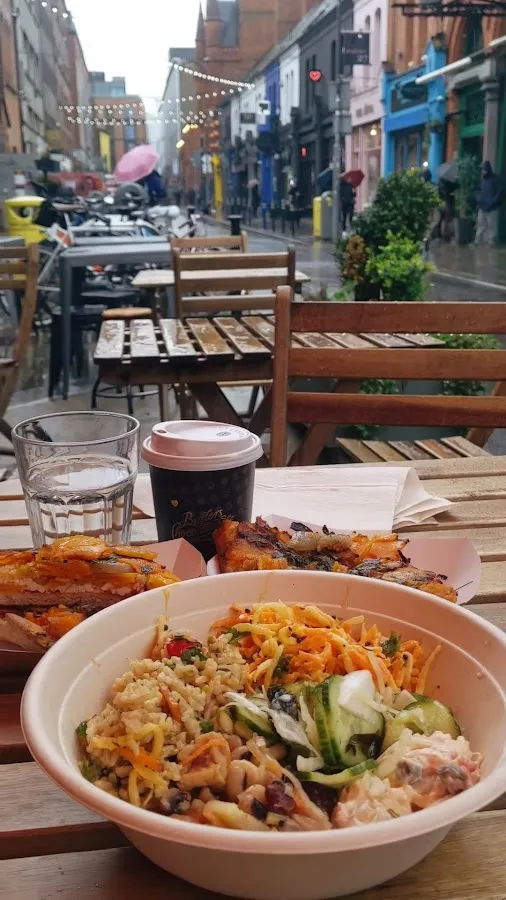 BookNoFees: Kafejnīca – Blazing Salads – Dublin – Karstās salātas, foto 3