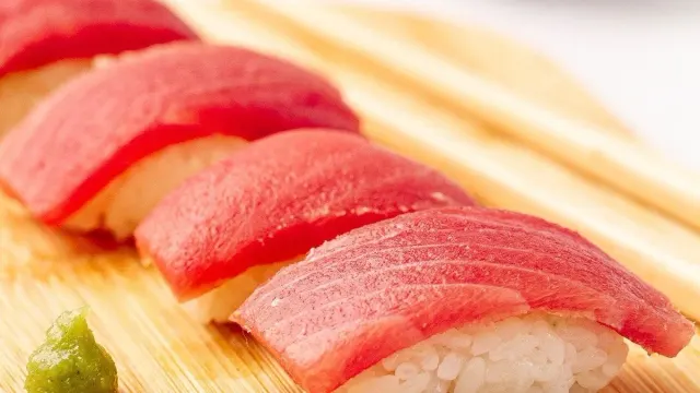 BookNoFees: Restorāns – Oishi Sushi Bar – Athens – Oishi suši bārs, foto 2