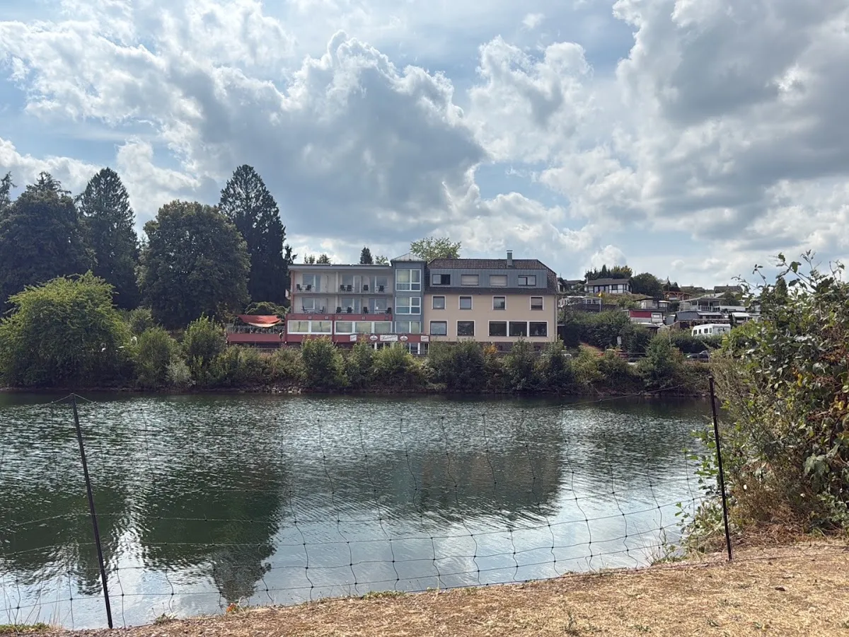 BookNoFees: Restorāns – Hotel Fischerheim Hotelrestaurant – Meinerzhagen – Viesnīca „Fischerheim“ un viesnīcas restorāns, foto 1