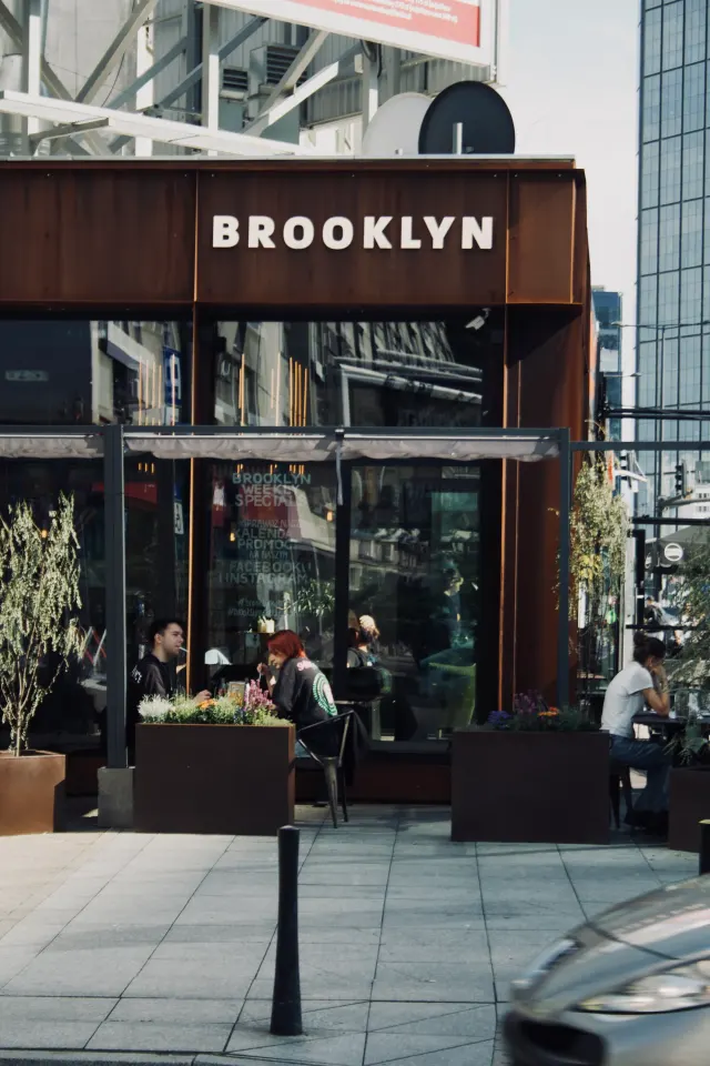 BookNoFees: Uzkodu bārs – Brooklyn House – Warsaw – Bruklinas nams, foto 3