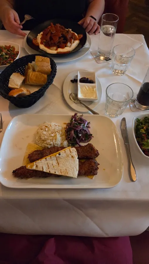 BookNoFees: Restorāns – Bosporus Restaurant – Dortmund – Restorāns „Bosporus“, foto 2