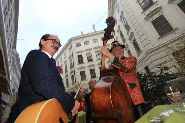 BookNoFees: Restorāns – Kanzleramt – Vienna – Kanceleja, foto 2